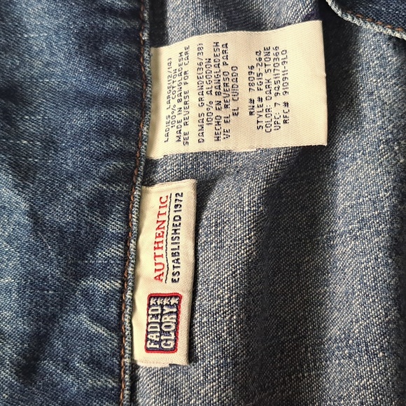 Small jean jacket - Picture 3 of 3